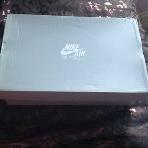 Air Force one white not beat